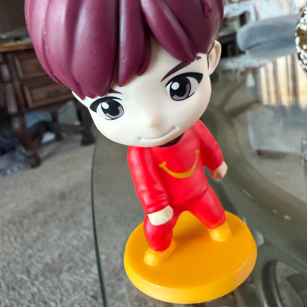 McDonald’s Tiny Tan/BTS J-Hope Happy Meal Figure Encore Edition (NO CARD/BOX)